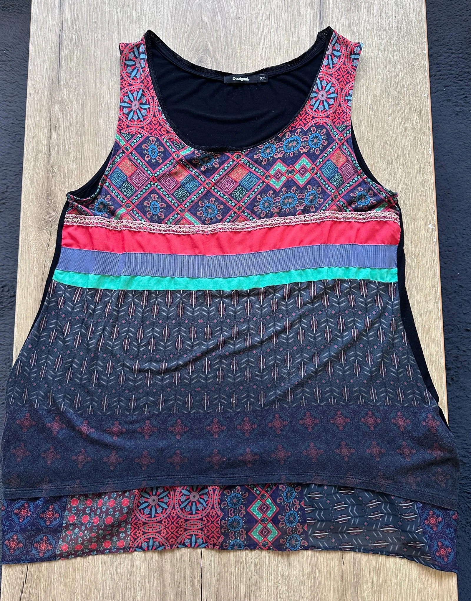 Asymmetrisch T-shirt Desigual XXL – Meerkleurige patronen & opschriften (Zeer goede staat) – photo 12
